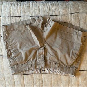 Khaki Shorts!
